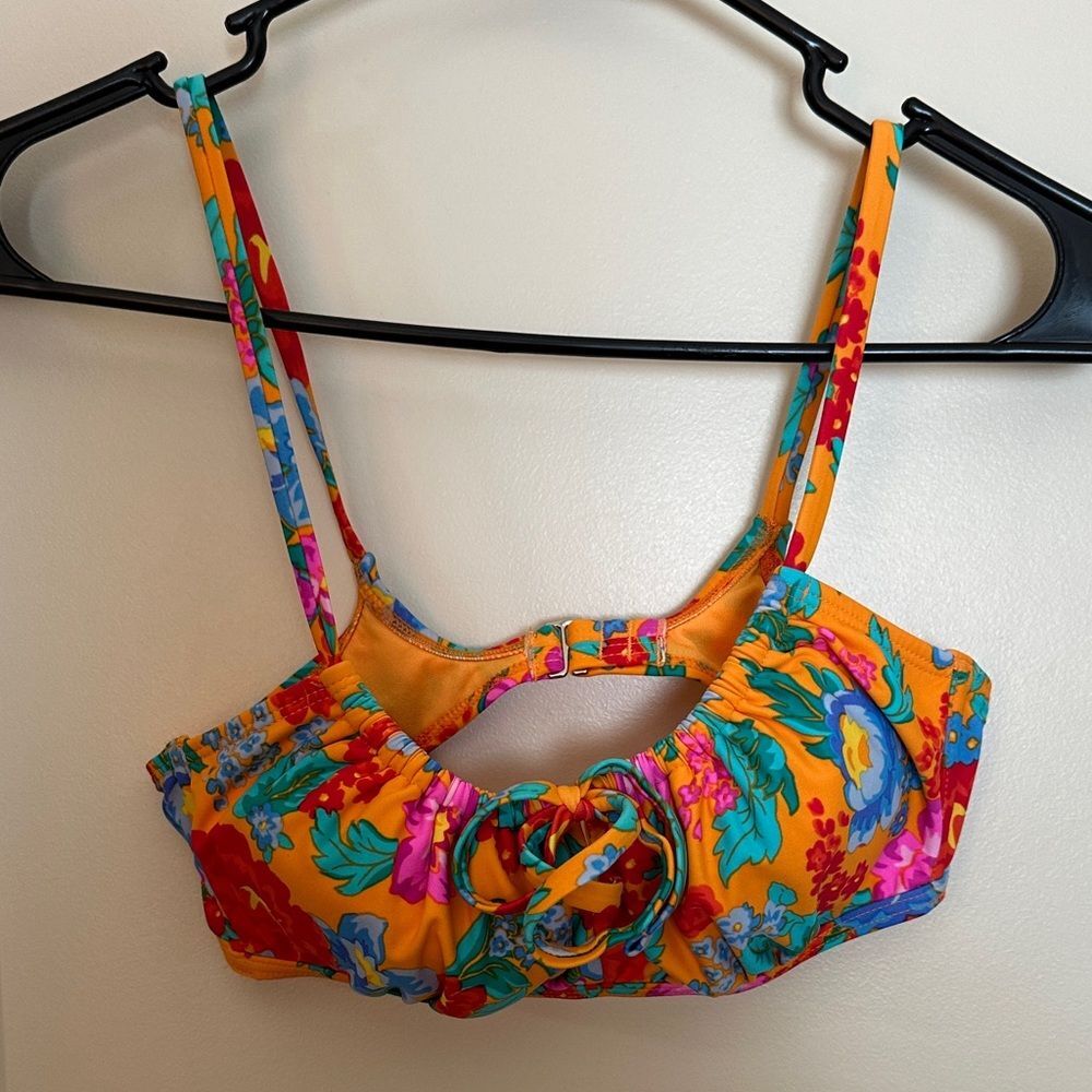 Xhilaration Bright Orange Swimwear Bikini Top with Bow Womens Sz Medium